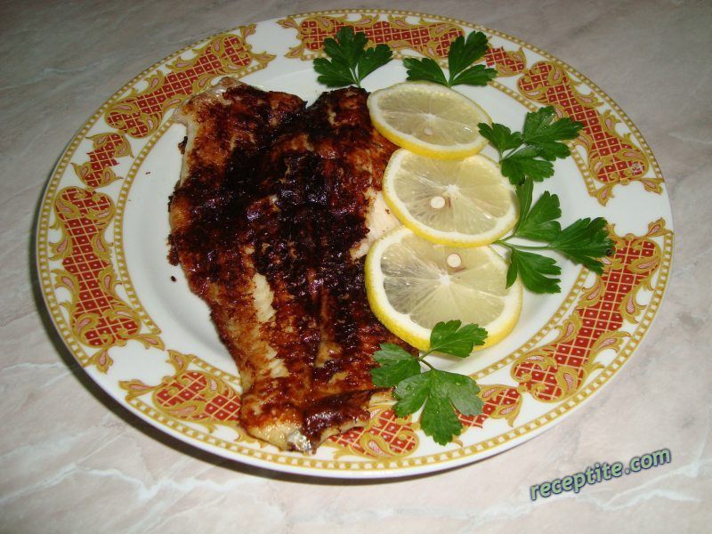 Печена риба с горчица на грил тиган | Изпробвана рецепта от Веселият Готвач