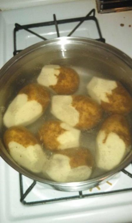 half_potato_01.jpg (35.16 KиБ) Видяна 22349 пъти half_potato_01.jpg