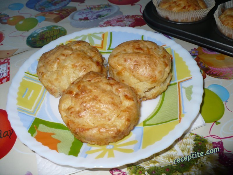 Снимки към Мъфини със сирене и майонеза