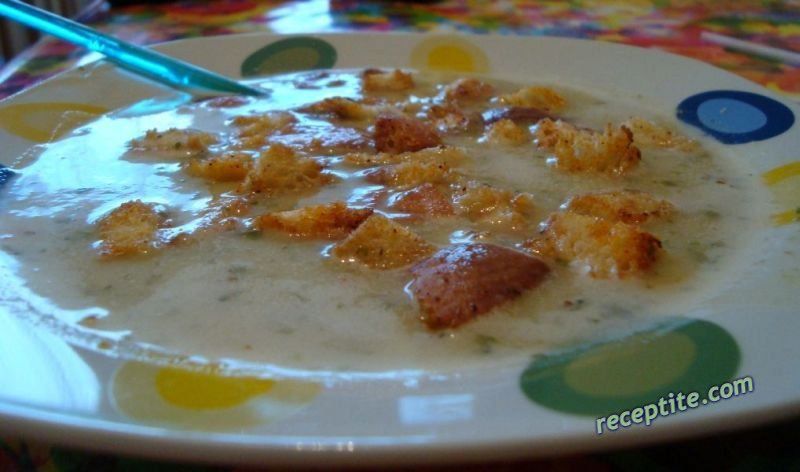 Снимки към Картофена крем-супа с прясно мляко