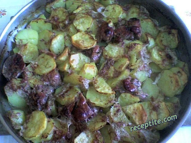 Снимки към Пилешки дробчета с картофи
