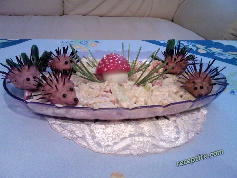 Снимки към Салата Санте