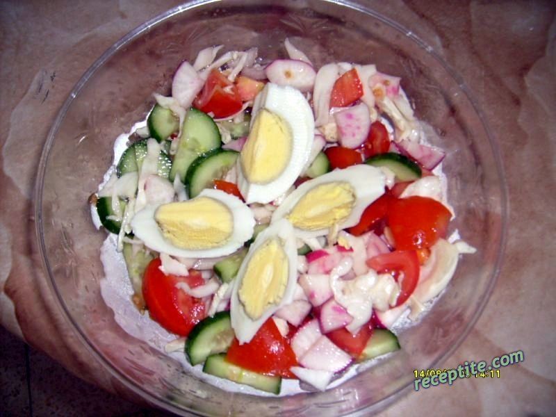 Снимки към Бърза зеленчукова салата