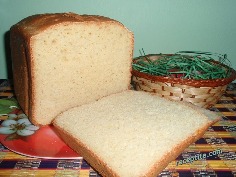 Снимки към Млечен хляб в хлебопекарна