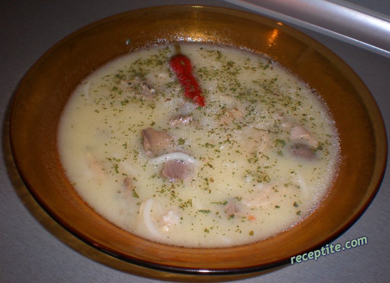 Снимки към Пилешка супа с фиде