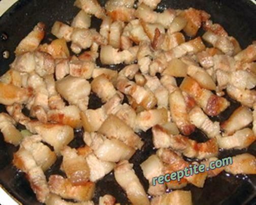 Снимки към Картофени кюфтета с месо и гъби в гювече