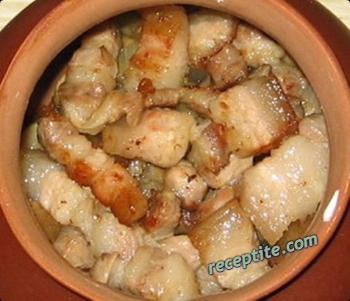 Снимки към Картофени кюфтета с месо и гъби в гювече