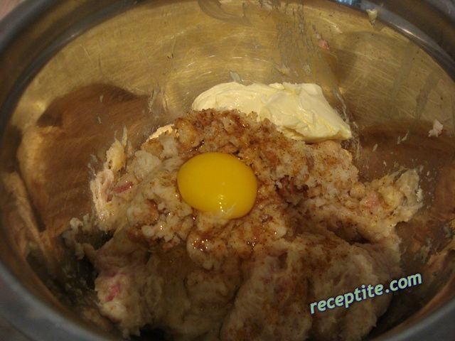 Снимки към Пълнено пиле с гарнитура лапша