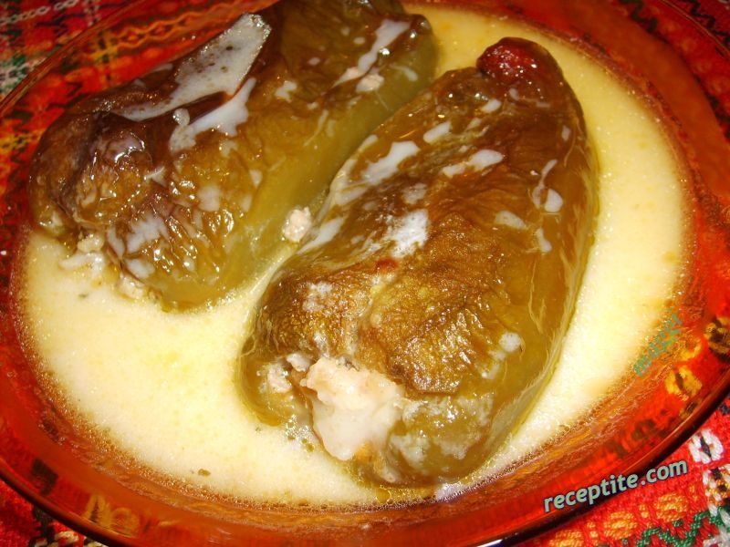 Снимки към Пълнени чушки с кайма и ориз