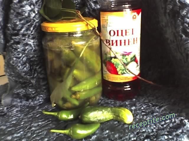 Снимки към Люти пиперки с краставица