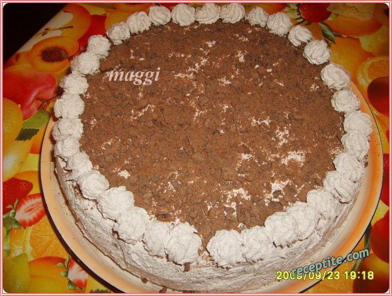 Снимки към Какаова торта без яйца