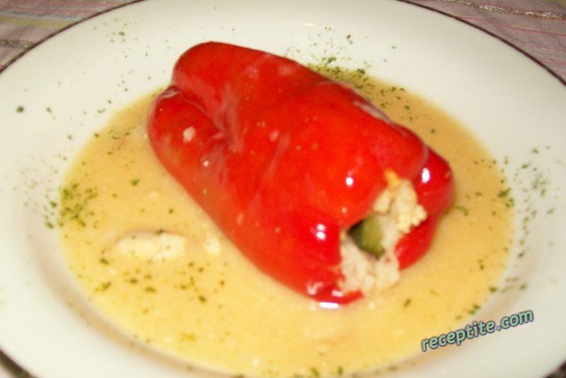 Снимки към Пълнени чушки с пиле
