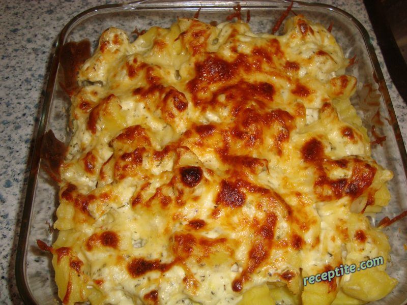 Снимки към Запечени картофи със сметана