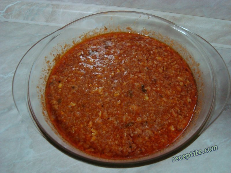 Снимки към Месо с орехов сос