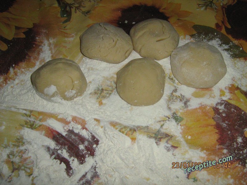 Снимки към Медена торта с тънки блатове