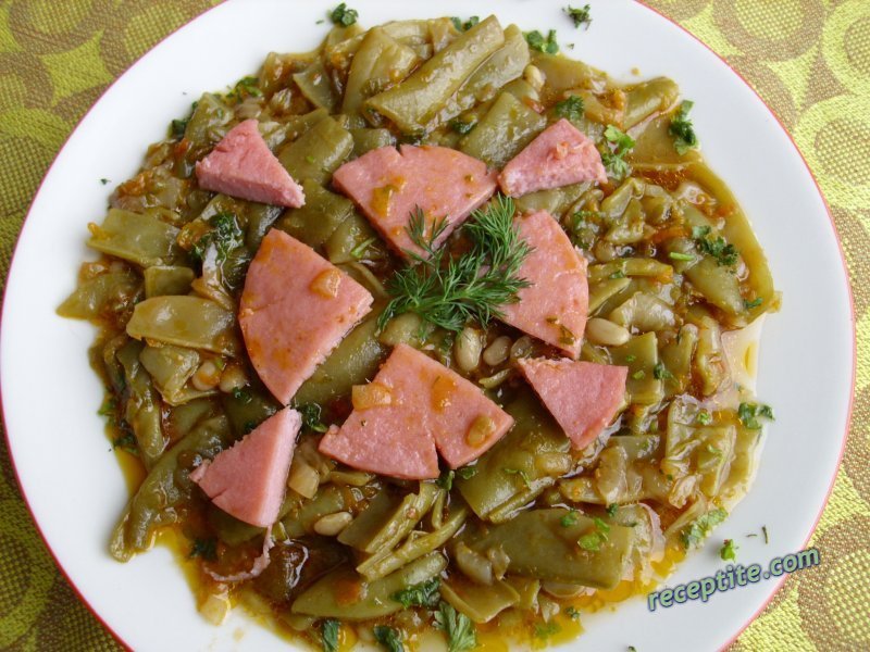 Снимки към Зелен фасул с колбас