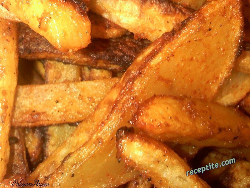Снимки към Печени картофи с подправки