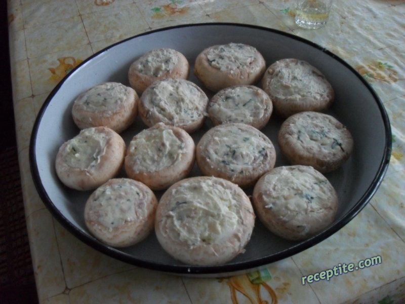 Снимки към Пълнени гъби с топено сирене