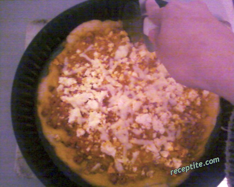 Снимки към Пица с кренвирш и сирене