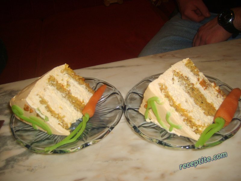 Снимки към Портокалово-морковена торта
