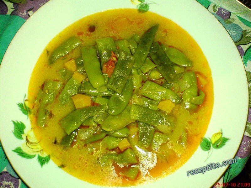 Снимки към Зелен фасул яхния