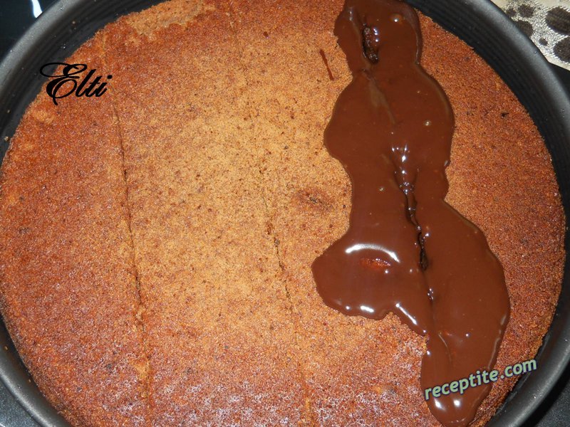 Снимки към Шоколадов кален сладкиш (Mud Cake)