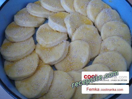 Снимки към Слоеста сръбска погача