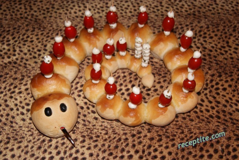 Снимки към Парти хляб Змия