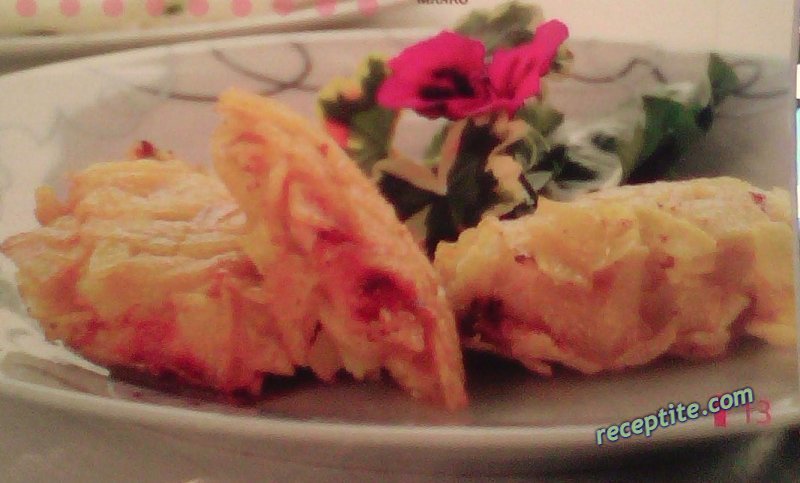Снимки към Мариновани пилешки филенца в картофени люспи