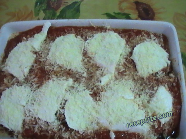 Снимки към Пармиджана с патладжани и моцарела