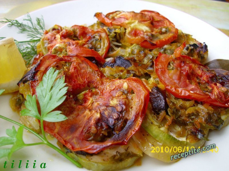 Снимки към Плакия от тиквички (картофи) и корени за супа