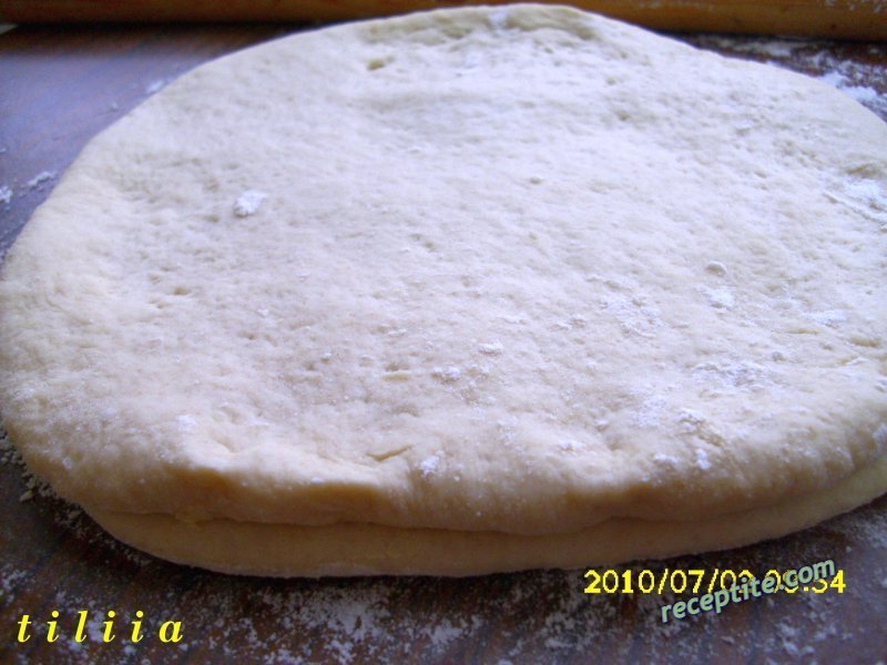Снимки към Универсални кифлички