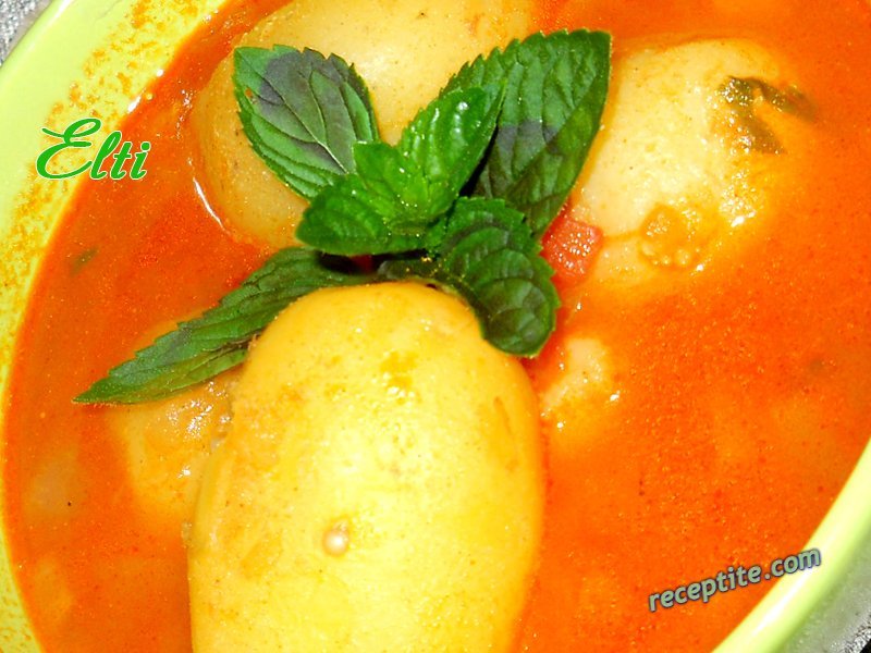 Снимки към Яхния от пресни картофи
