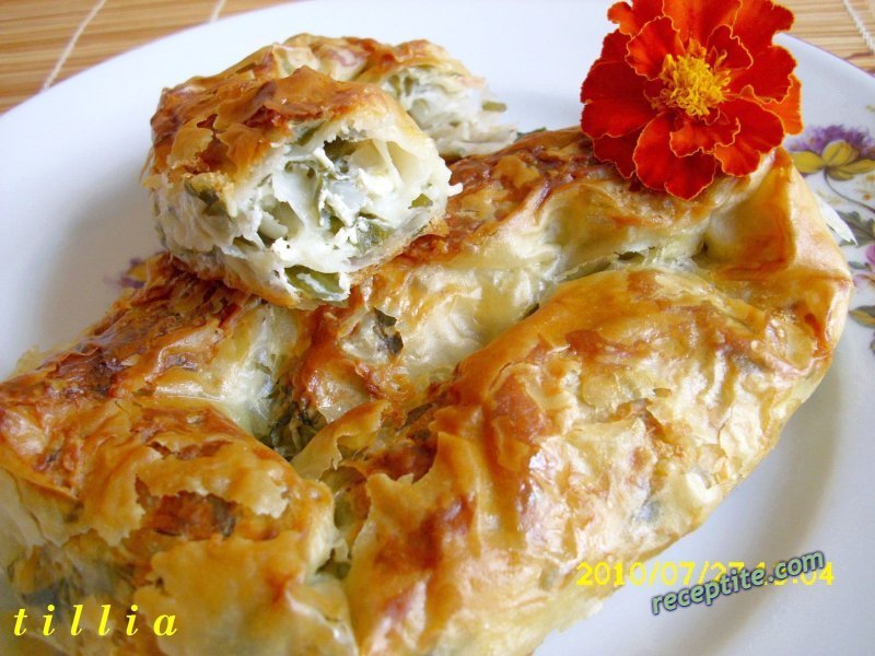 Снимки към Баница със сирене и тученица