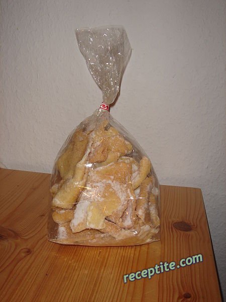 Снимки към Рейнски Мутци (Rheinische Mutzen)