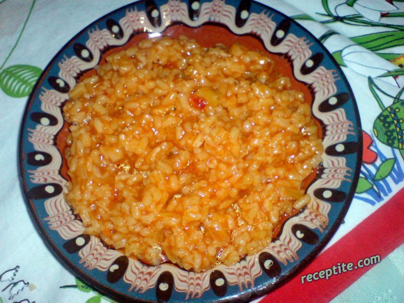 Снимки към Ориз с домати и праз