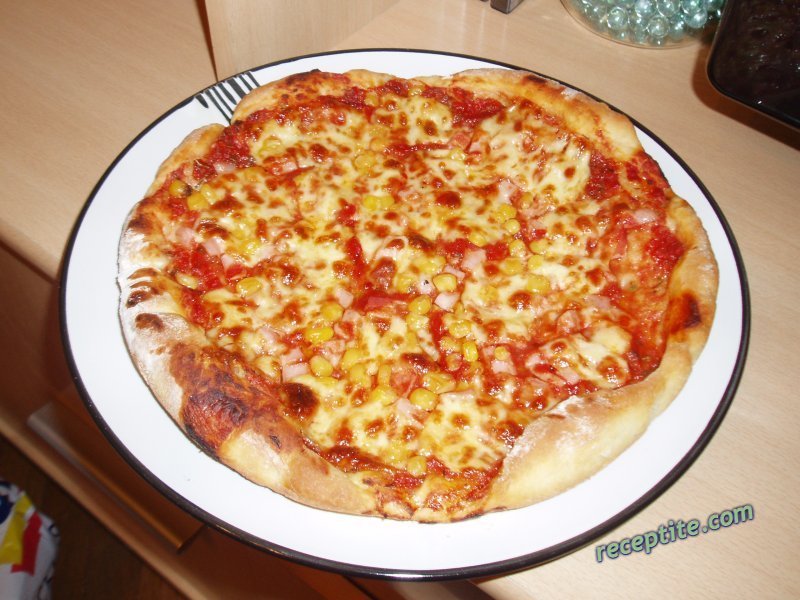 Снимки към Неаполитанска пица