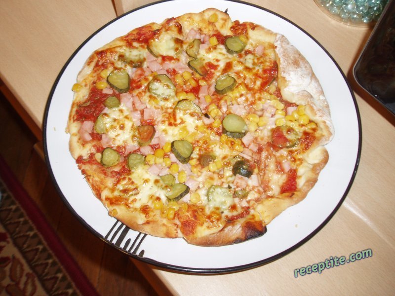 Снимки към Неаполитанска пица