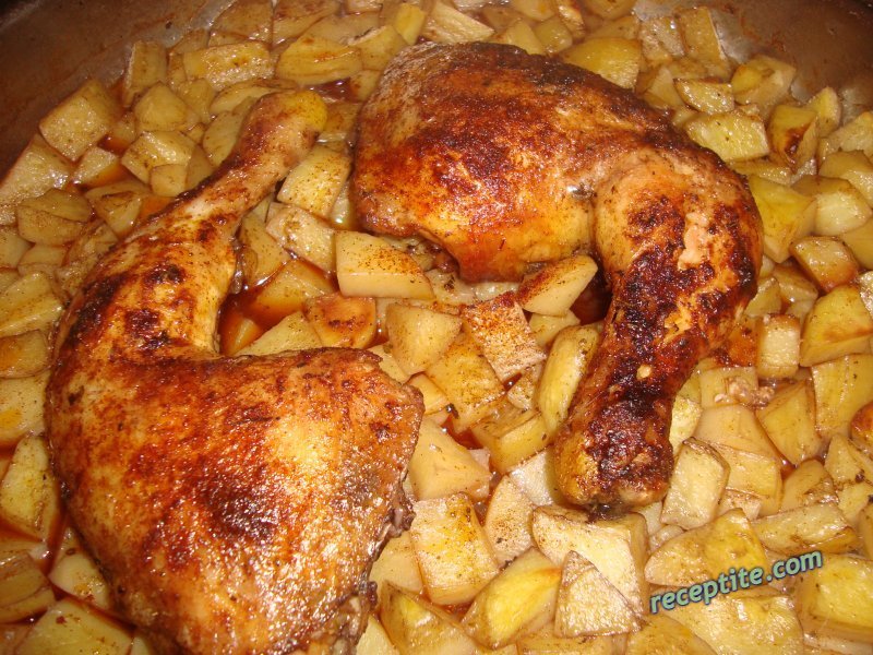 Снимки към Пилешки бутчета с картофи