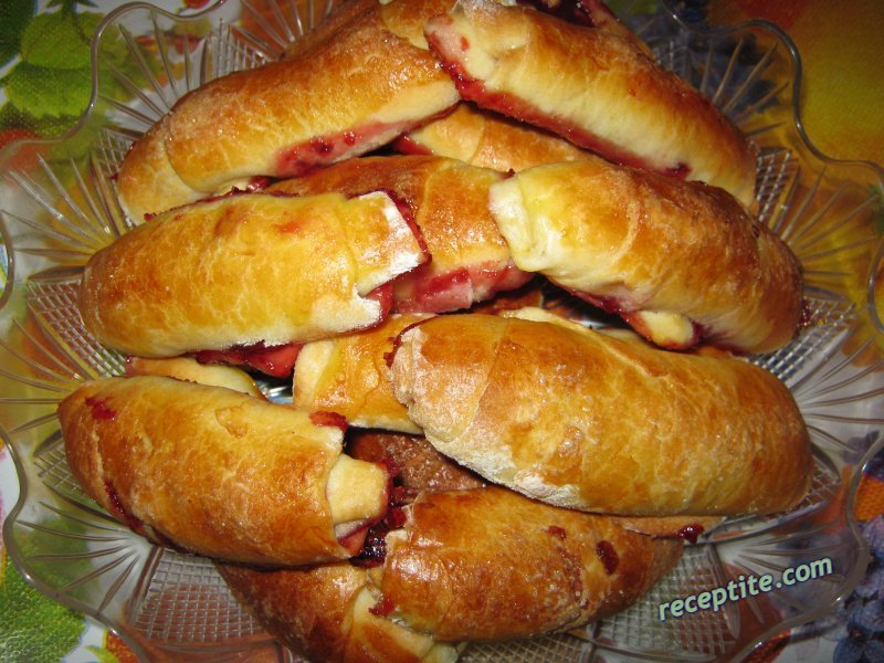 Снимки към Кифлички без яйца