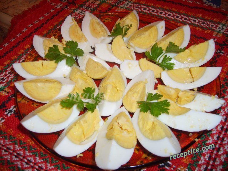 Снимки към Лесни мариновани яйца