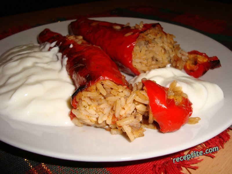 Снимки към Пълнени чушки с ориз и гъби