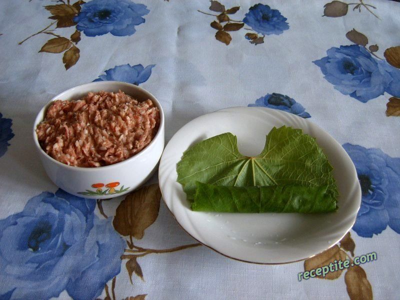 Снимки към Сарми с лозов лист - II вид