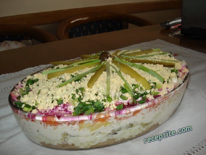 Снимки към Салата Мимоза