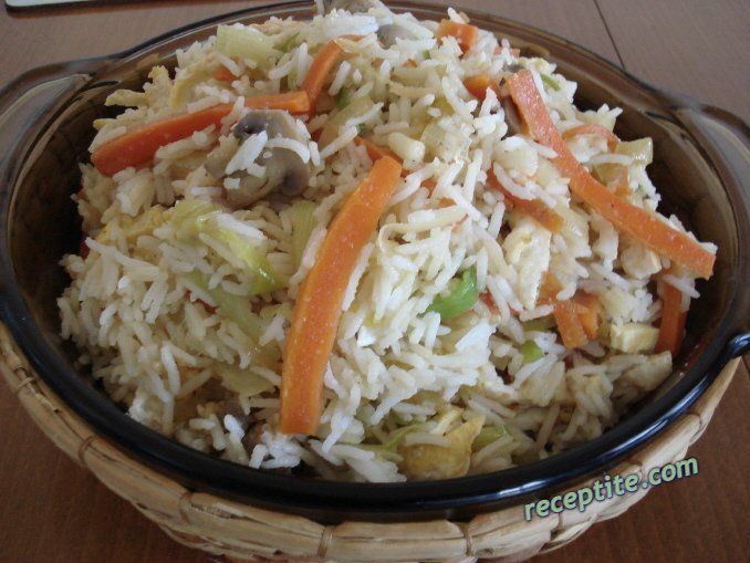 Снимки към Ориз басмати със зеленчуци и яйца