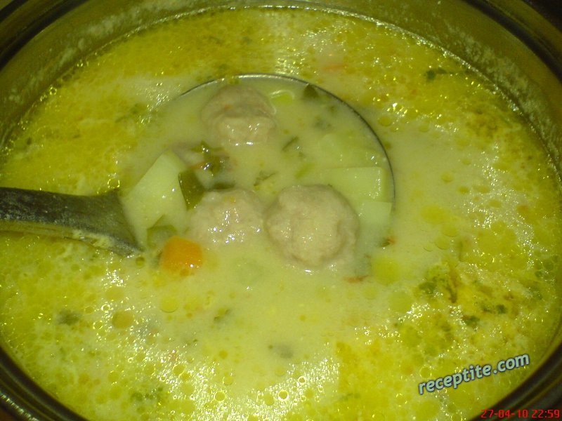 Снимки към Супа топчета