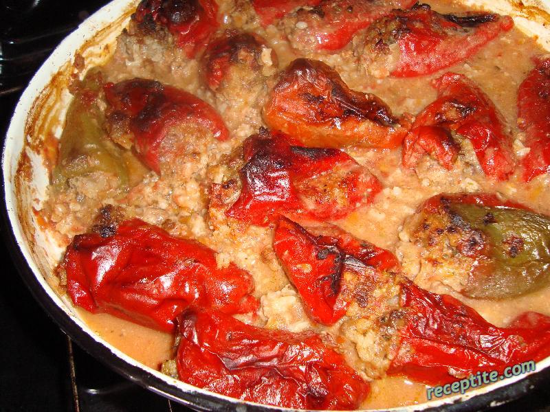 Снимки към Пълнени чушки на фурна
