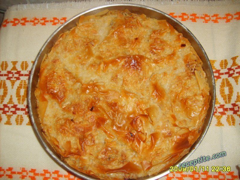 Снимки към Баница с кисело зеле и праз