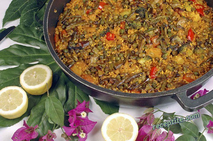 Снимки към Зеленчукова паеля