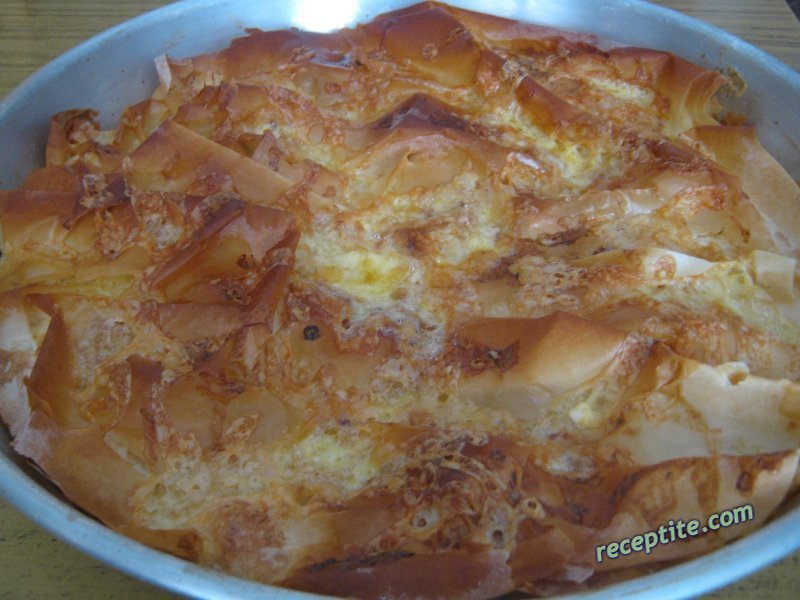 Снимки към Баница с топени кори